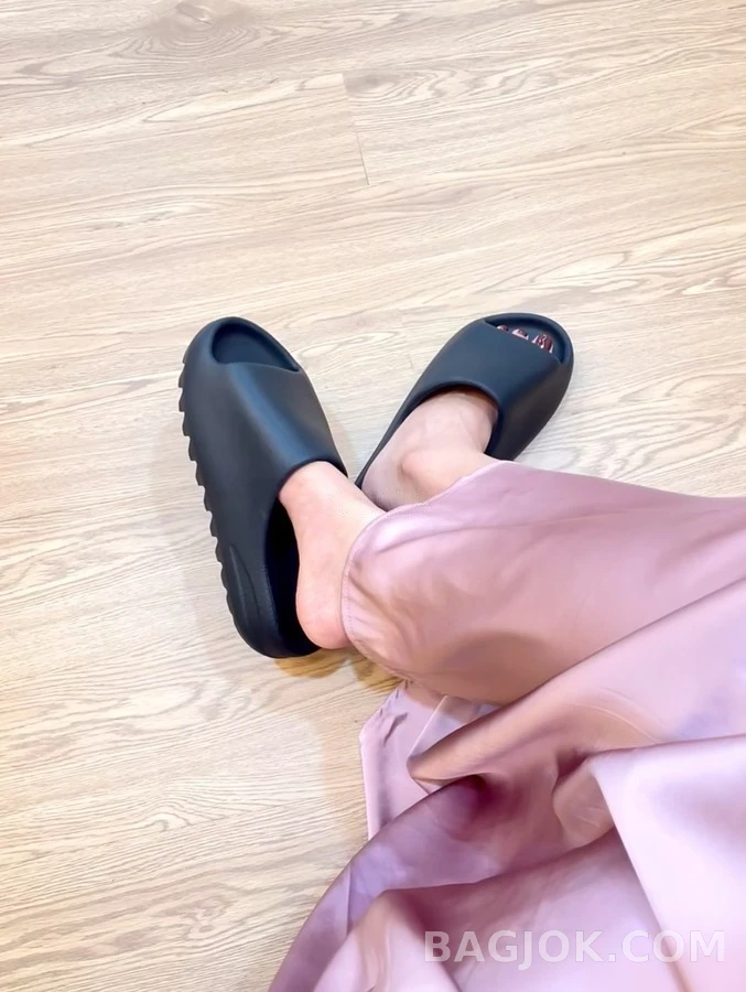 아디다스 아디다스 이지 슬라이드 슬리퍼 상세 이미지