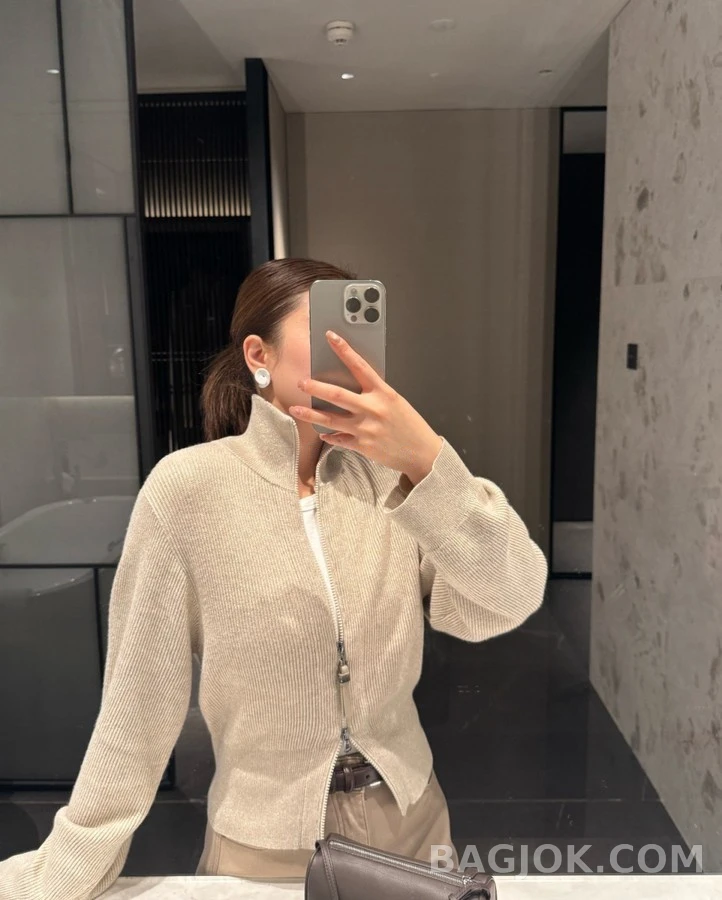 브루넬로 쿠치넬리 브루넬로 쿠치넬리 립 조직 칼라 집업 니트 상세 이미지