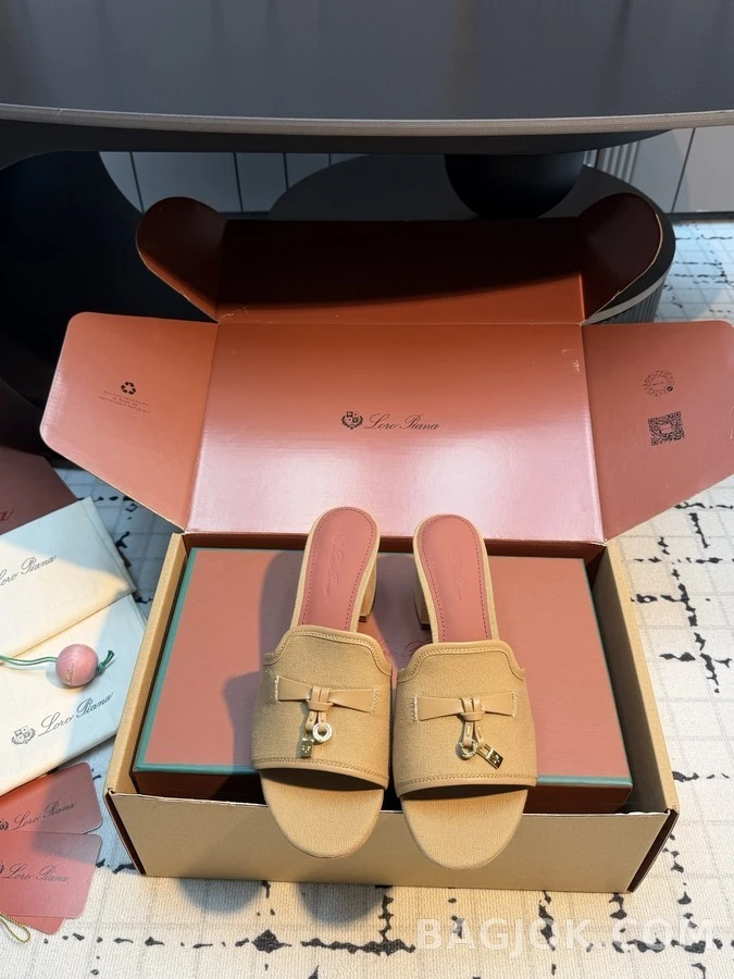 로로피아나 로로피아나 로고 장식 캔버스 블록힐 뮬 상세 이미지
