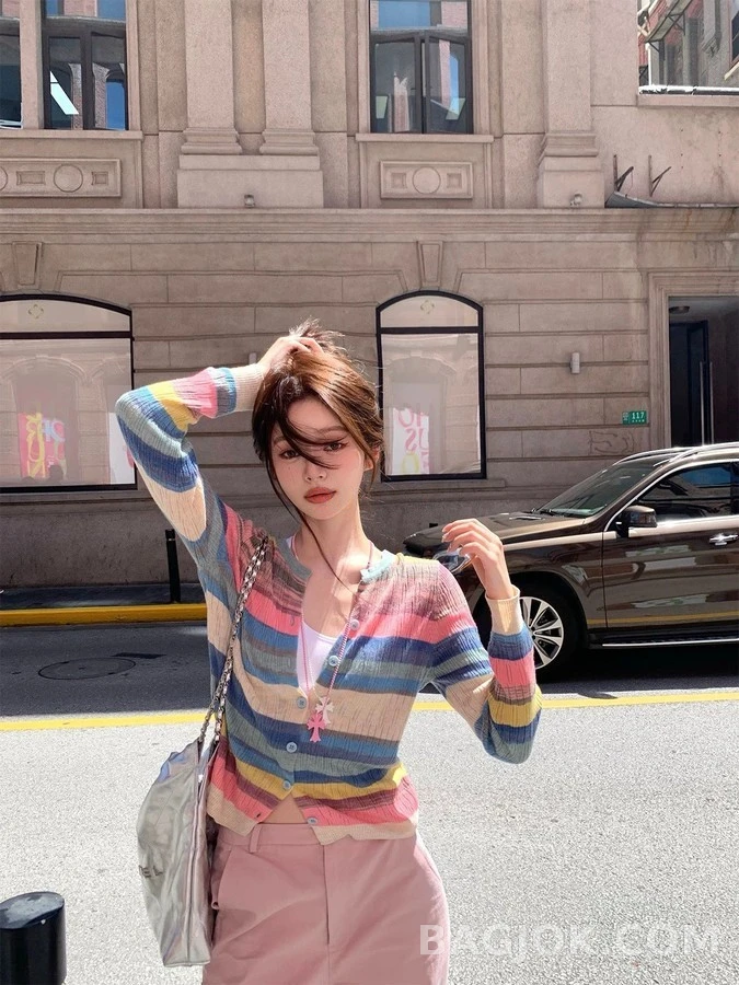 비비안 웨스트우드 비비안 웨스트우드 컬러 스트라이프 가디건 상세 이미지