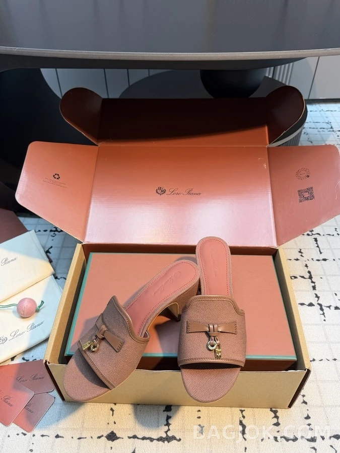 로로피아나 로로피아나 캔버스 패드락 블록힐 슬리퍼 상세 이미지