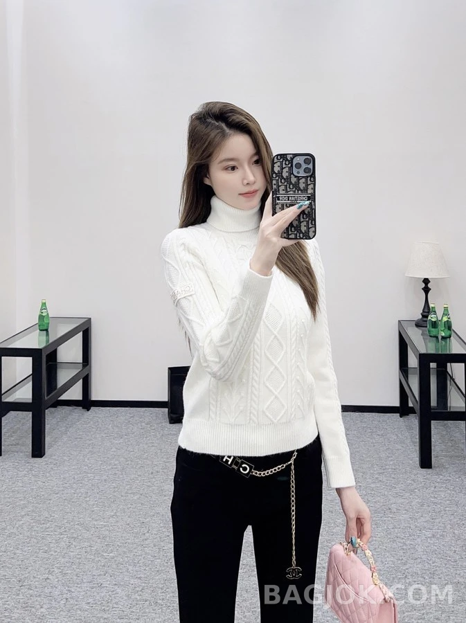 샤넬 샤넬 케이블 니트 터틀넥 스웨터 상세 이미지