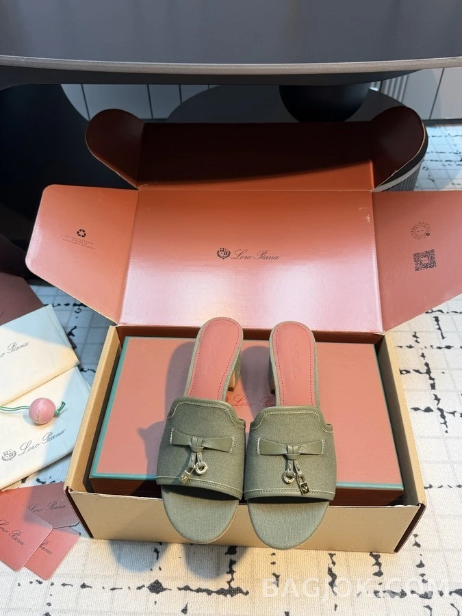 로로피아나 로로피아나 캔버스 패드락 뮬 샌들 상세 이미지