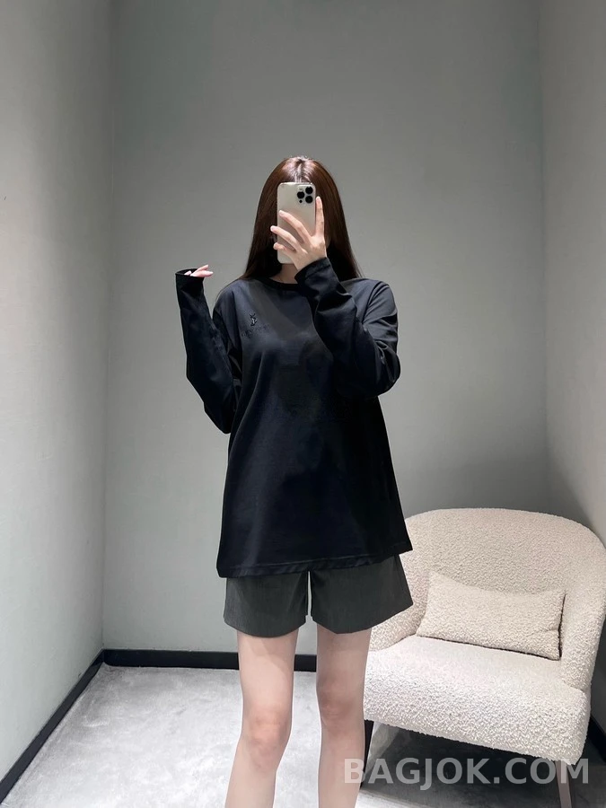 생로랑 생로랑 라운드넥 긴팔 티셔츠 상세 이미지