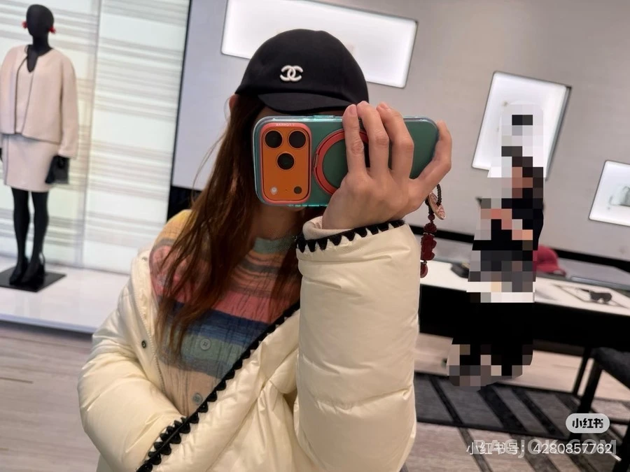 샤넬 샤넬 더블 C 자수 볼캡 상세 이미지