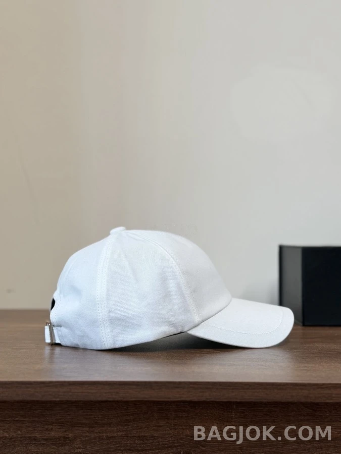 샤넬 샤넬 더블 C 자수 볼캡 상세 이미지
