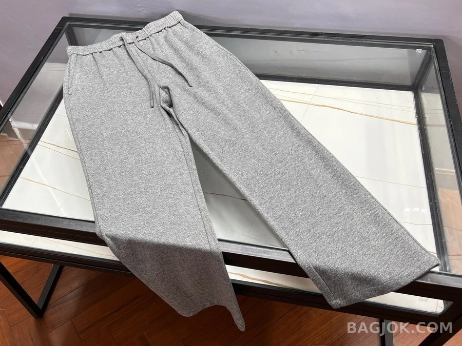 브루넬로 쿠치넬리 브루넬로 쿠치넬리 울 스트레이트핏 트레이닝 팬츠 상세 이미지