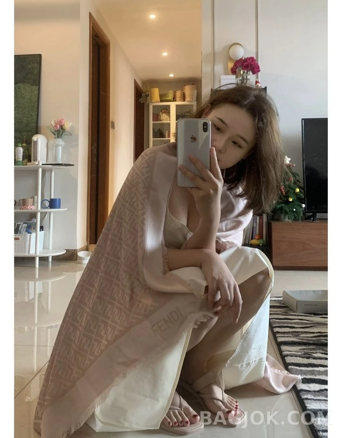 펜디 펜디 자카드 스카프 상세 이미지