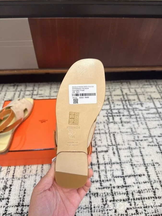 에르메스 에르메스 H 로고 블록힐 샌들 상세 이미지
