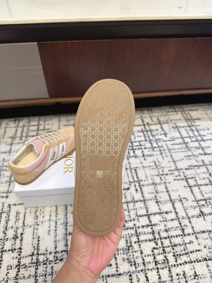 디올 디올 레터링 스니커즈 상세 이미지