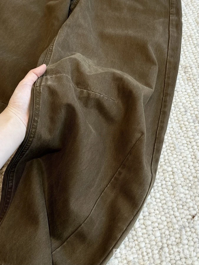 브루넬로 쿠치넬리 브루넬로 쿠치넬리 커브드 레그 데님 팬츠 상세 이미지