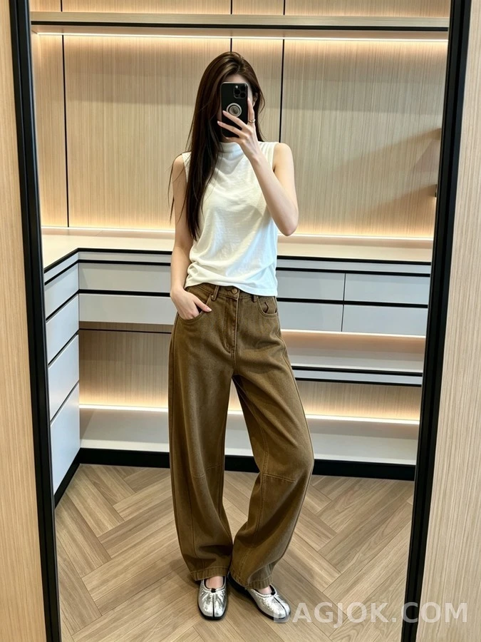 브루넬로 쿠치넬리 브루넬로 쿠치넬리 커브드 레그 데님 팬츠 상세 이미지