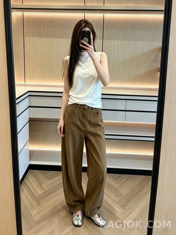 브루넬로 쿠치넬리 브루넬로 쿠치넬리 커브드 레그 데님 팬츠 상세 이미지