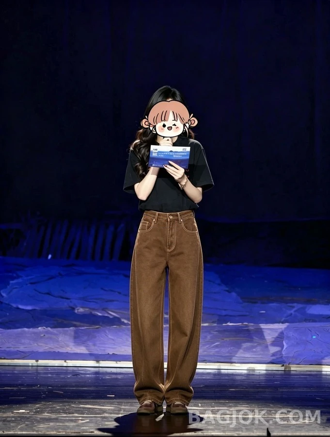 브루넬로 쿠치넬리 브루넬로 쿠치넬리 커브드 레그 데님 팬츠 상세 이미지