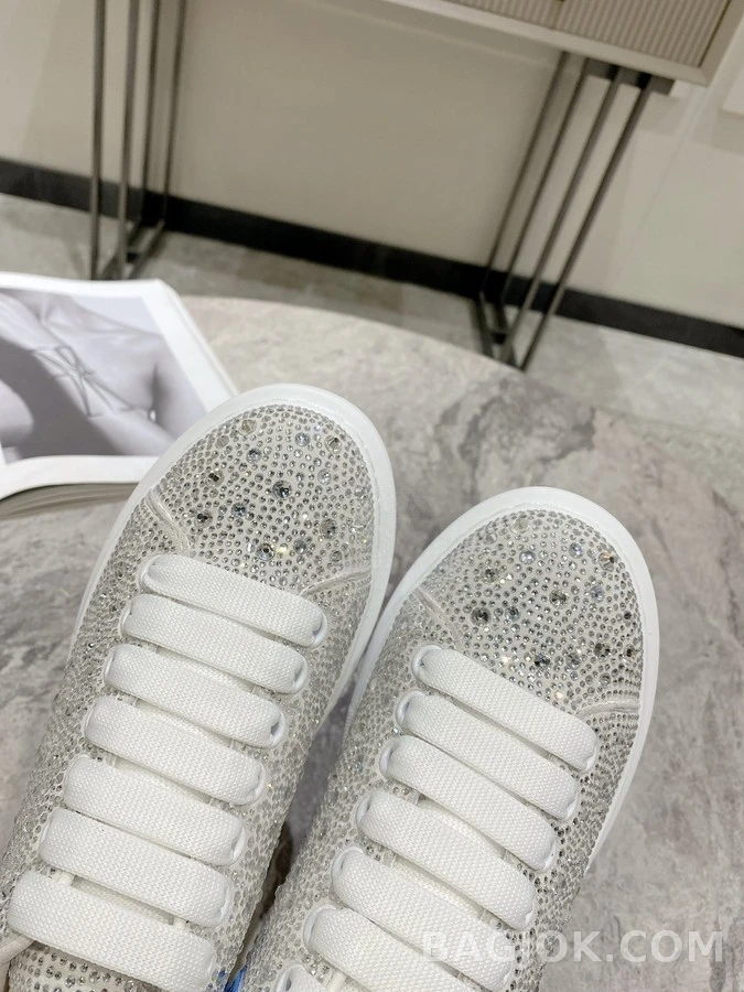 알렉산더 맥퀸 알렉산더 맥퀸 크리스탈 오버솔 스니커즈 상세 이미지