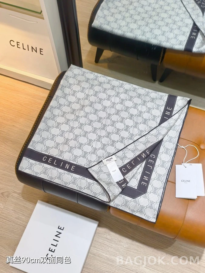 셀린느 셀린느 트리옹프 패턴 실크 스카프 상세 이미지