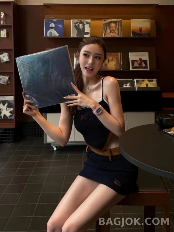 미우미우 미우미우 크로셰 스웨이드 미니 스커트 상세 이미지