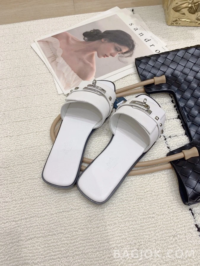 에르메스 에르메스 스터드 슬라이드 샌들 상세 이미지