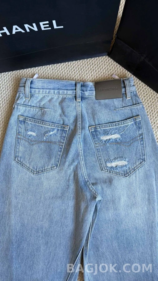 발렌시아가 발렌시아가 트위스트 데님 팬츠 상세 이미지