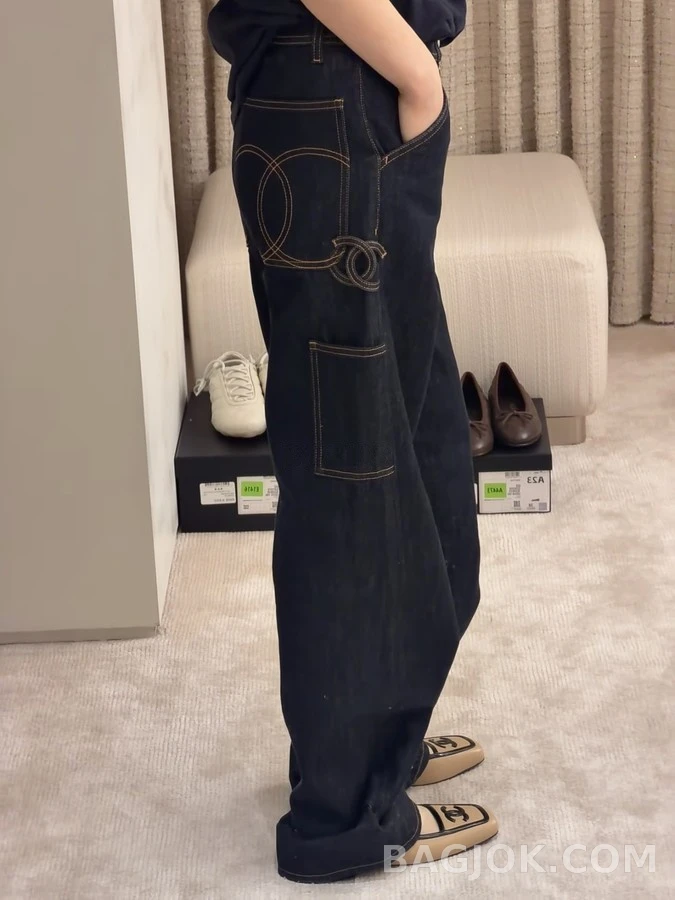 샤넬 샤넬 더블 C 로고 카펜터 데님 팬츠 상세 이미지