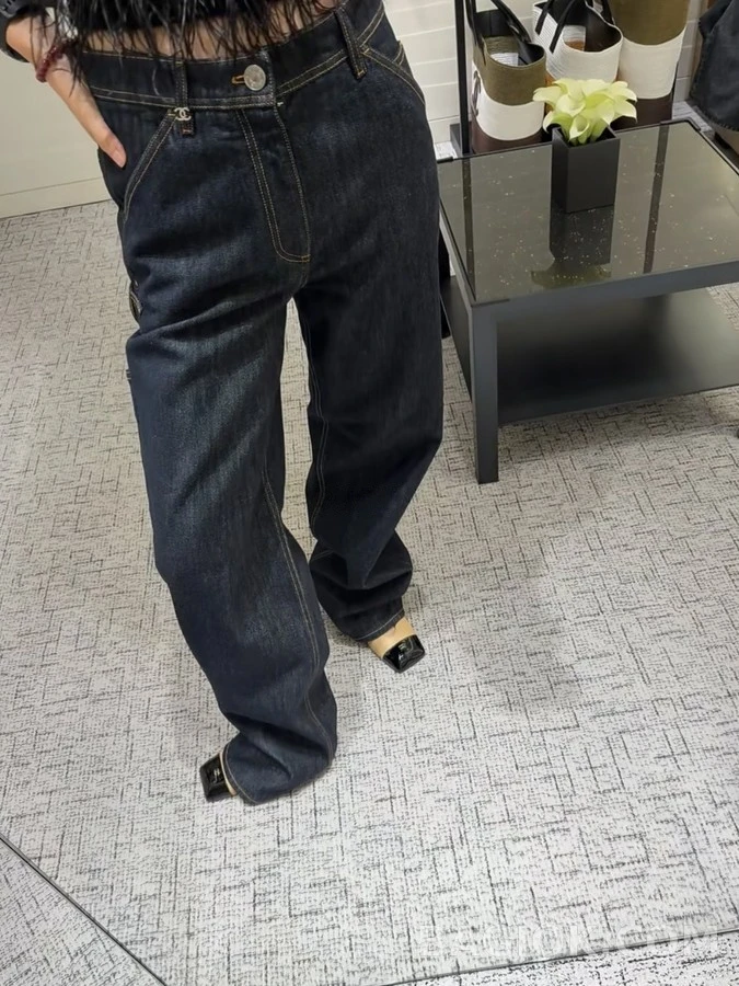 샤넬 샤넬 더블 C 로고 카펜터 데님 팬츠 상세 이미지