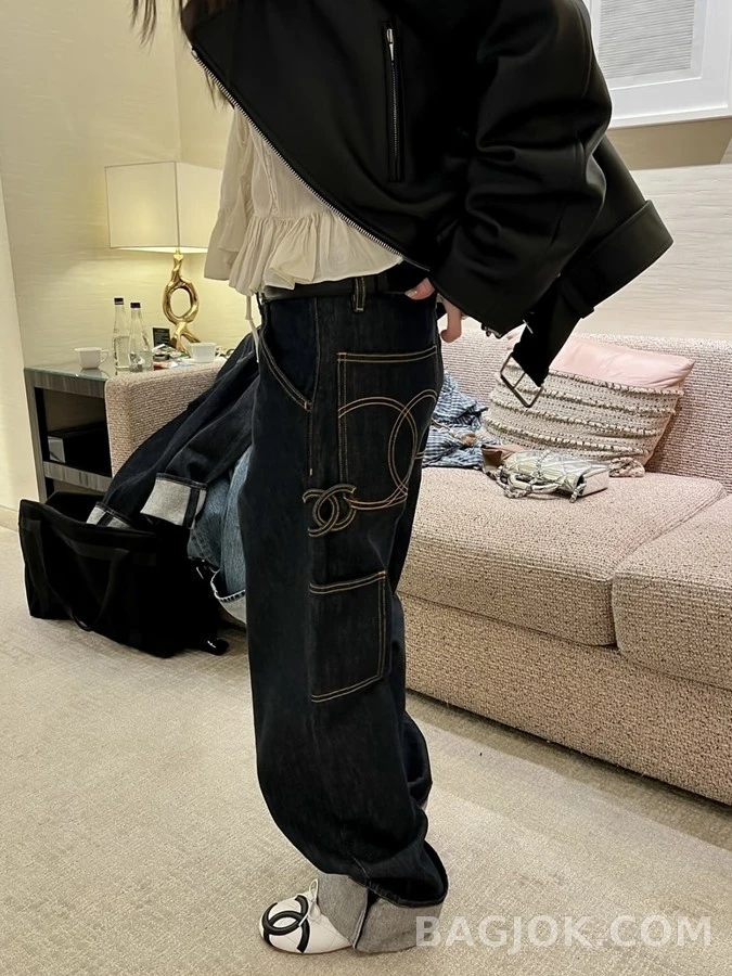 샤넬 샤넬 더블 C 로고 카펜터 데님 팬츠 상세 이미지
