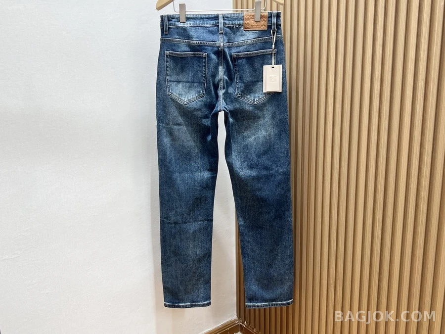 톰포드 톰포드 워시드 데님 팬츠 상세 이미지
