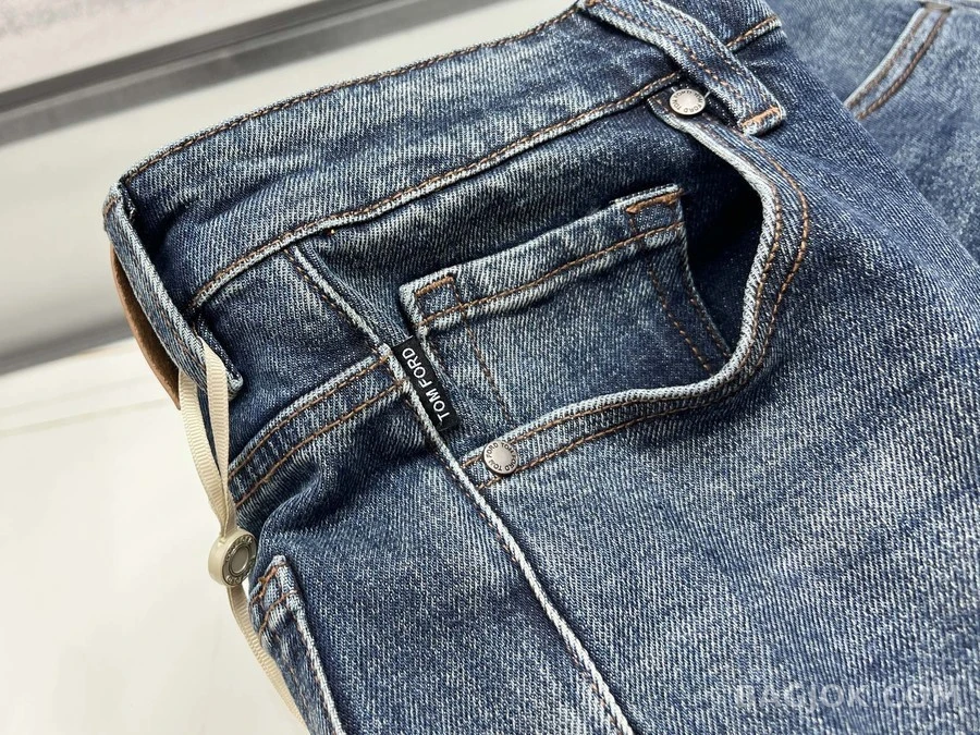톰포드 톰포드 워시드 데님 팬츠 상세 이미지