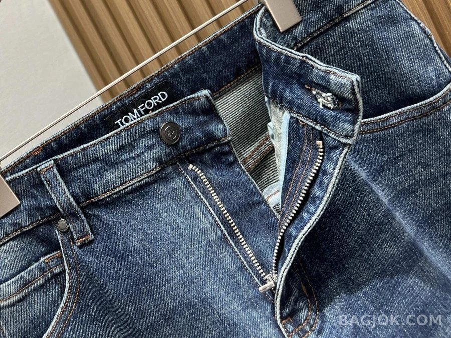 톰포드 톰포드 워시드 데님 팬츠 상세 이미지
