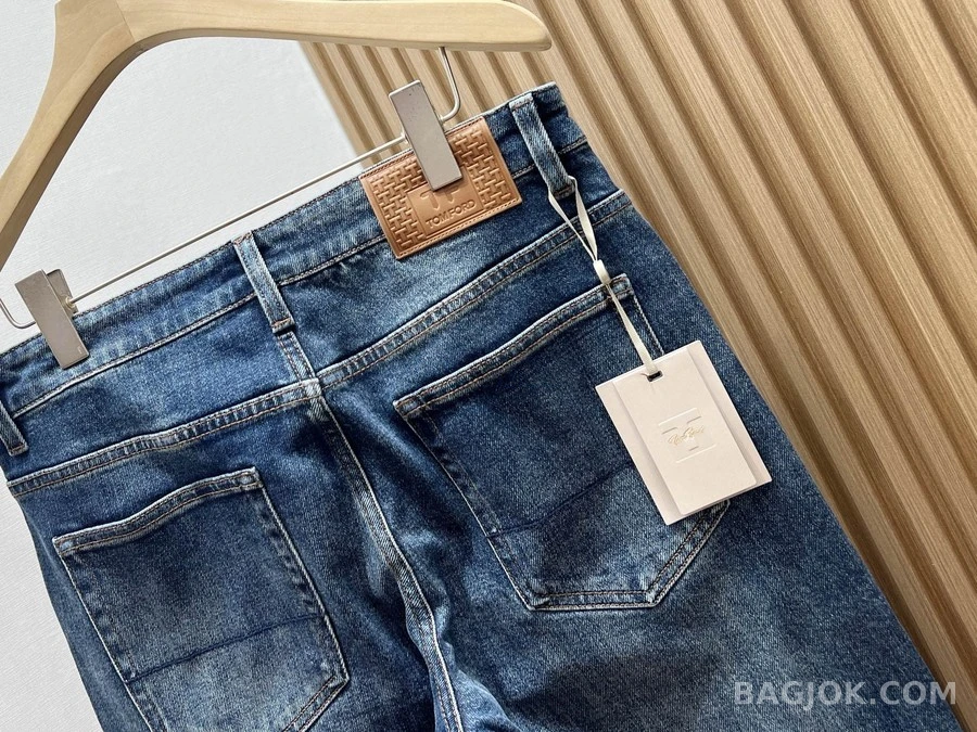 톰포드 톰포드 워시드 데님 팬츠 상세 이미지