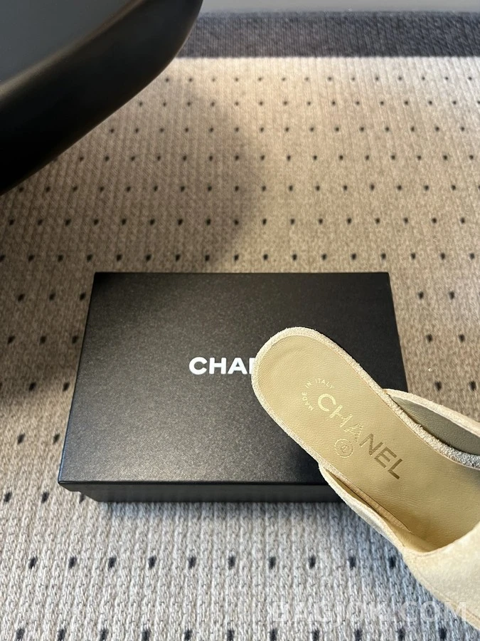 샤넬 샤넬 더블C 스웨이드 뮬 로퍼 상세 이미지