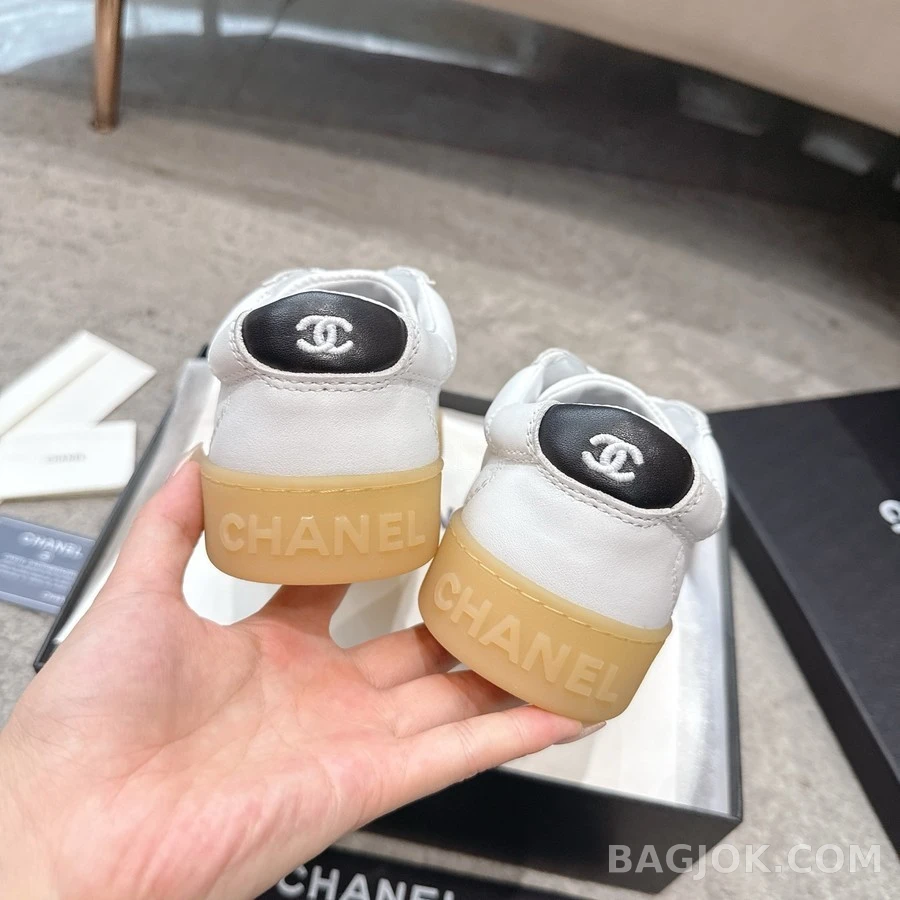 샤넬 샤넬 레더 스니커즈 상세 이미지