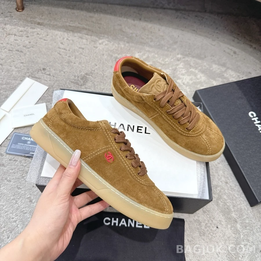 샤넬 샤넬 스웨이드 스니커즈 상세 이미지