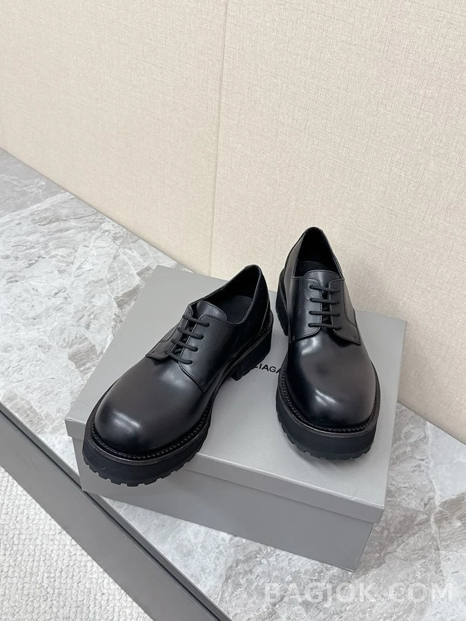 발렌시아가 발렌시아가 베놈 더비 상세 이미지