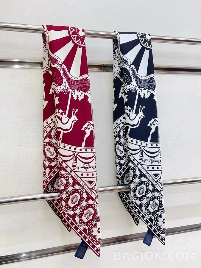 루이비통 루이비통 회전목마 실크 스카프 상세 이미지
