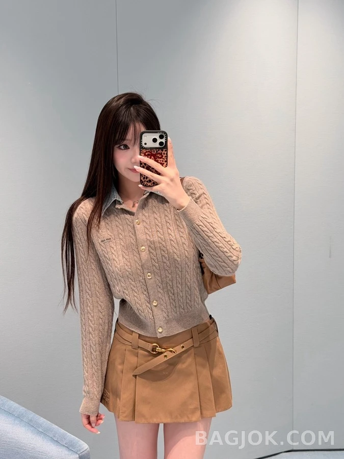 미우미우 미우미우 메탈 벨티드 플리츠 미니 스커트 상세 이미지