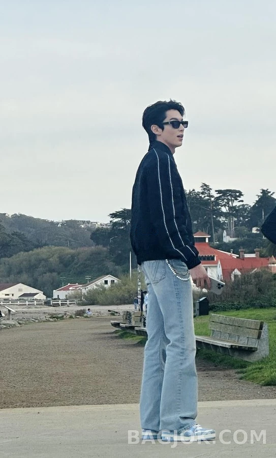 루이비통 루이비통 워싱 와이드 데님 팬츠 상세 이미지
