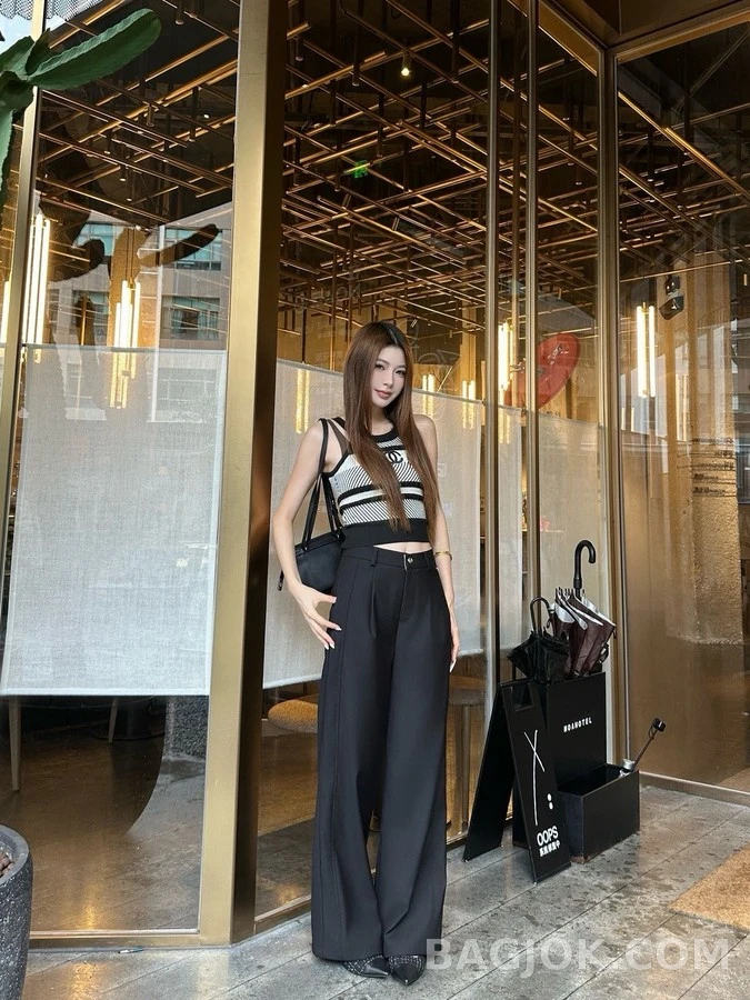 프라다 프라다 플리츠 와이드 팬츠 상세 이미지