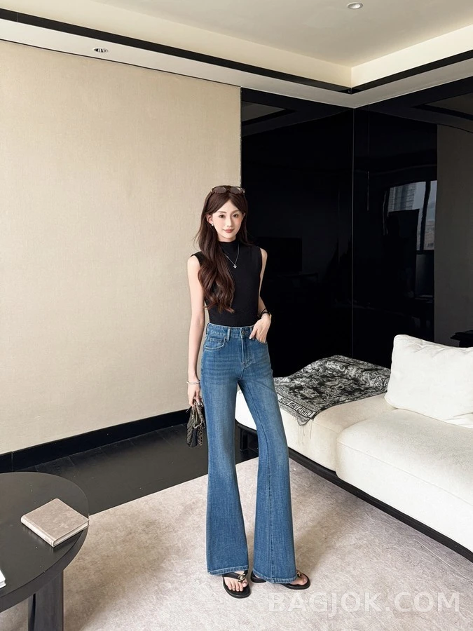 로에베 로에베 아나그램 자수 플레어 데님 팬츠 상세 이미지