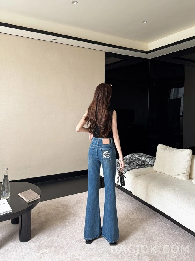 로에베 로에베 아나그램 자수 플레어 데님 팬츠 상세 이미지