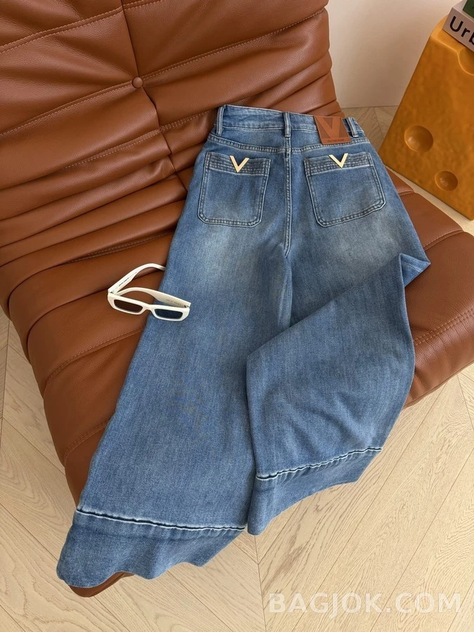 발렌티노 발렌티노 V 로고 와이드 커프 데님 팬츠 상세 이미지