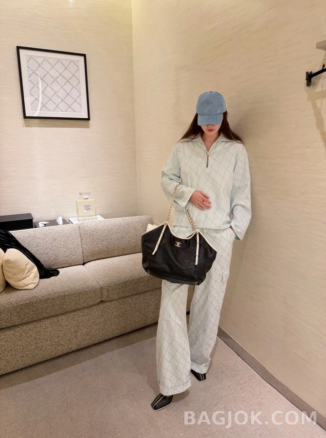 샤넬 샤넬 퀼팅 롤업 카고 데님 팬츠 상세 이미지