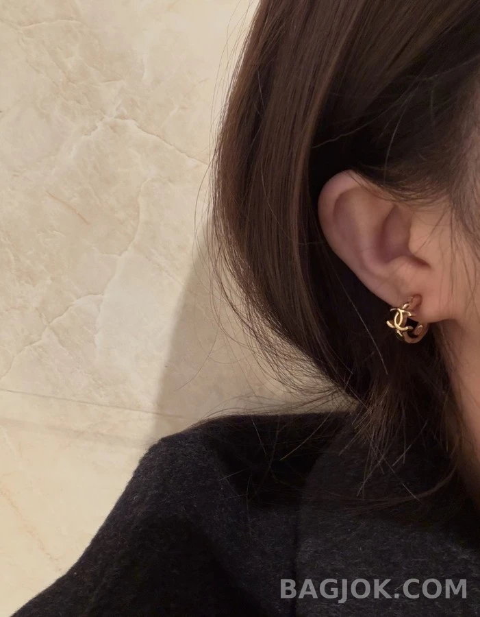 샤넬 샤넬 더블C 퀼팅 후프 귀걸이 상세 이미지