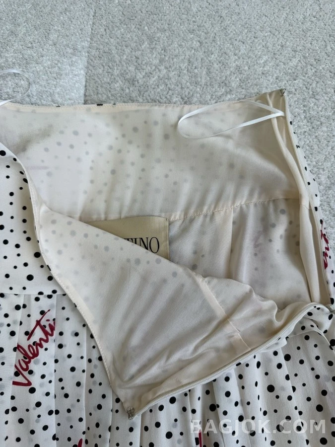 발렌티노 발렌티노 레터링 도트 플리츠 스커트 상세 이미지