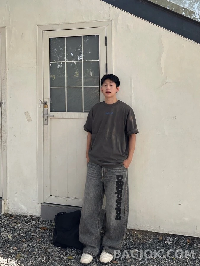 발렌시아가 발렌시아가 레터링 데님 팬츠 상세 이미지