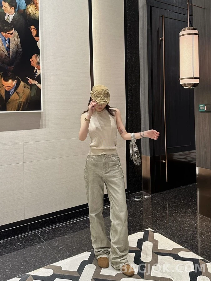 로에베 로에베 아나그램 워싱 데님 팬츠 상세 이미지