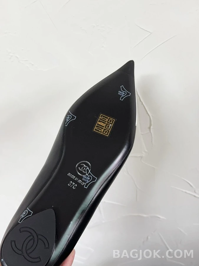 샤넬 샤넬 투톤 캡토 플랫 상세 이미지