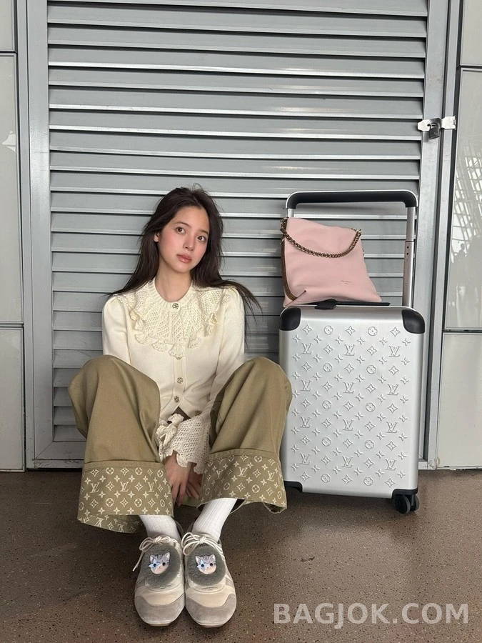 루이비통 루이비통 모노그램 롤업 와이드 데님 팬츠 상세 이미지