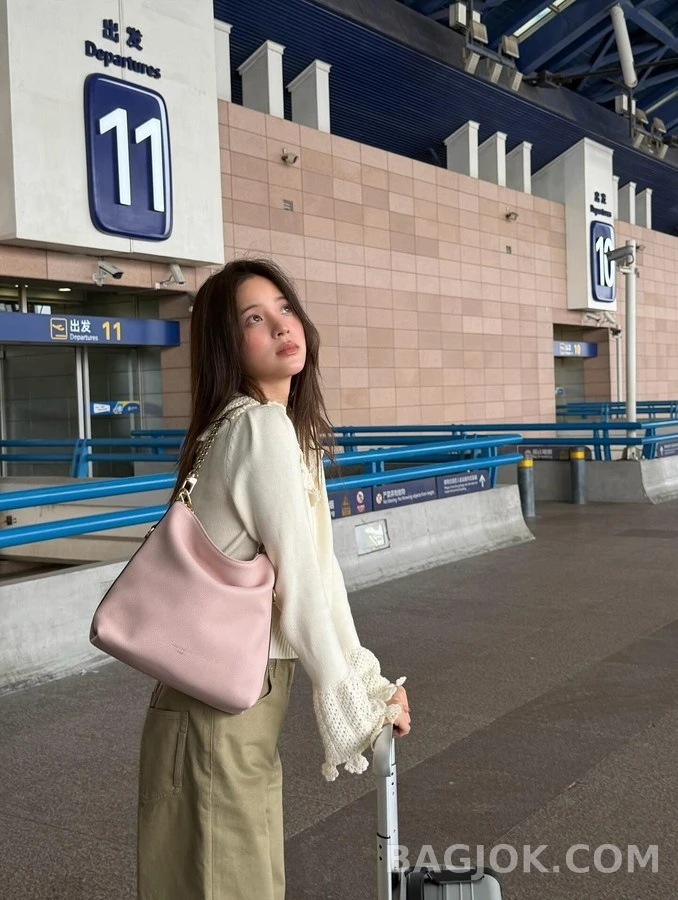 루이비통 루이비통 모노그램 롤업 와이드 데님 팬츠 상세 이미지