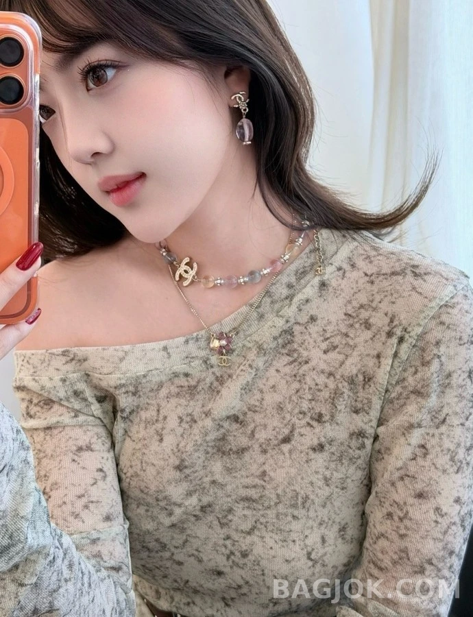샤넬 샤넬 컬러 비즈 더블C 펜던트 목걸이 상세 이미지